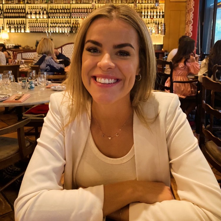 Lauren - Wedding stationery designer and founder of Floss Creations, based in Maidstone, Kent